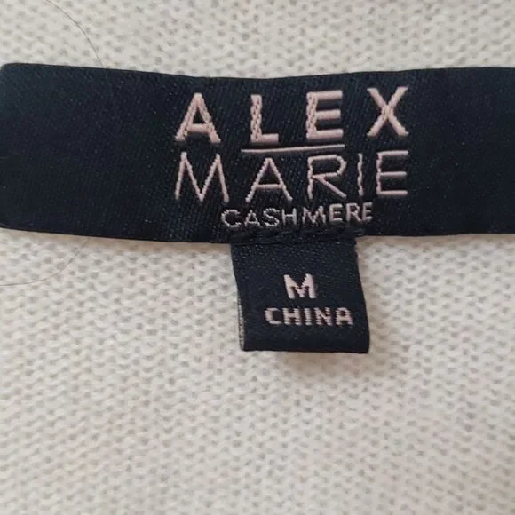 Alex Marie Cashmere Cream 3 Button V-Neck Women's Medium Sweater Old Money - Picture 2 of 5